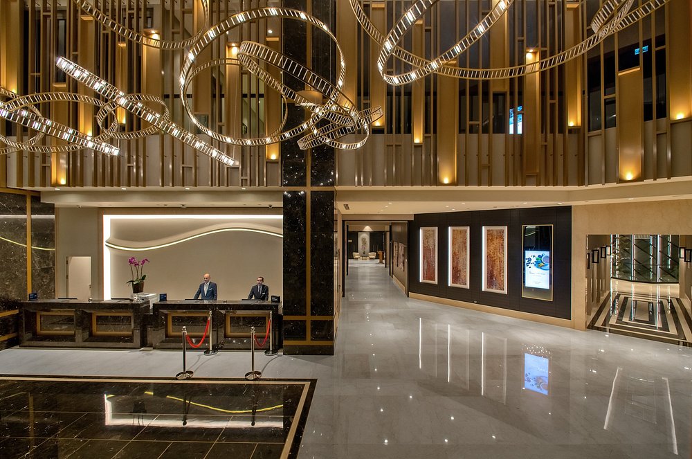 01-هتل-5-ستاره-هیلتون-باکرکوی-استانبول-نمای-پذیرش-Reception-Hotel-5-Setare-Hilton-Bakirkoy-Istanbul.jpg