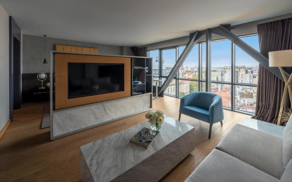 هتل-5ستاره-سوفیتل-استانبول-سالن-نشیمن-08-Hotel-5-Setare-Sofitel-View-Living-Room.jpg