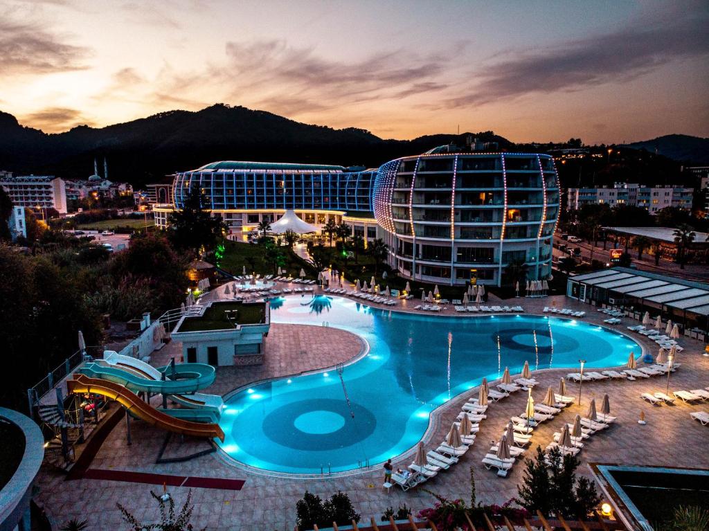 28 فضای داخلی هتل 5 ستاره گرین نیچر دیاموند مارماریس Green Nature Diamond Hotel Marmaris.jpg