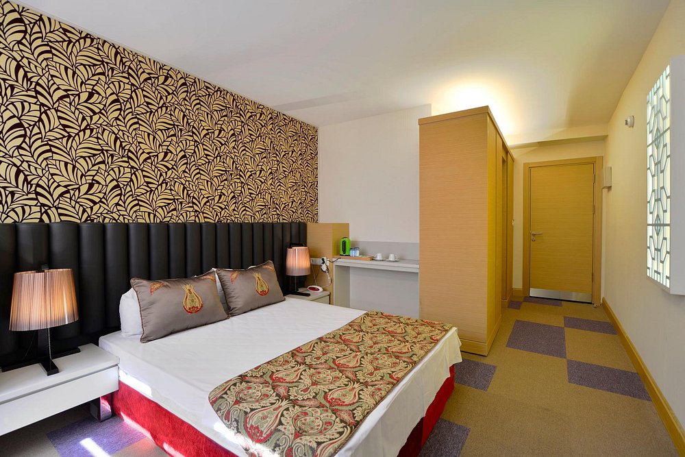 012-نمای-اتاق-هتل3-ستاره-آرسیما-استانبول-Room-Hotel-3-setare-Arsima-Istanbul.jpg