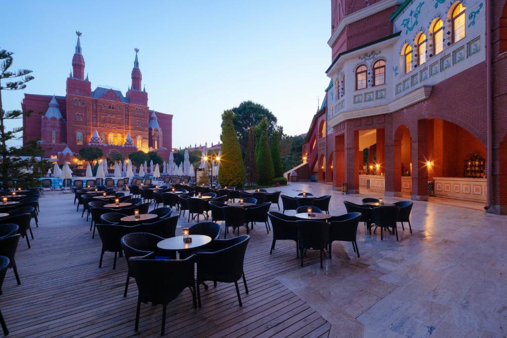 32-رستوران-هتل-5-ستاره-آستریا-کرملین-پالاس-آنتالیا Asteria-Kremlin-Palace-Restaurant-.jpg