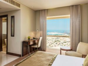 18-اتاق-هتل-5-ستاره-د-تاور-پلازا-دبی- The-Tower-Plaza-Hotel-Dubai-Room.jpg