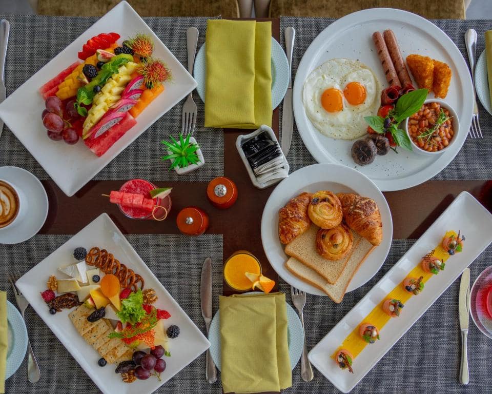 34-صبحانه-هتل-5-ستاره-رویال-سنترال-د-پالم-دبی- Royal-Central-Hotel-The-Palm-Breakfast.jpg