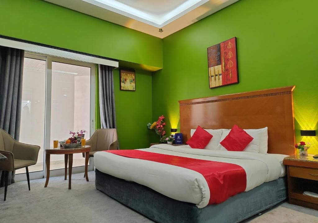 12-اتاق-خواب-هتل-3-ستاره-لی-پارادایس-پالاس-دبی- Le-Paradise-Palace-Dubai-Bedroom.jpg