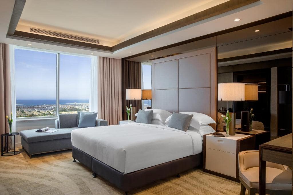 02-اتاق-خواب-هتل-4-ستاره-تاورز-روتانا-دبی- Towers-Rotana-Hotel-Dubai-Bedroom.jpg