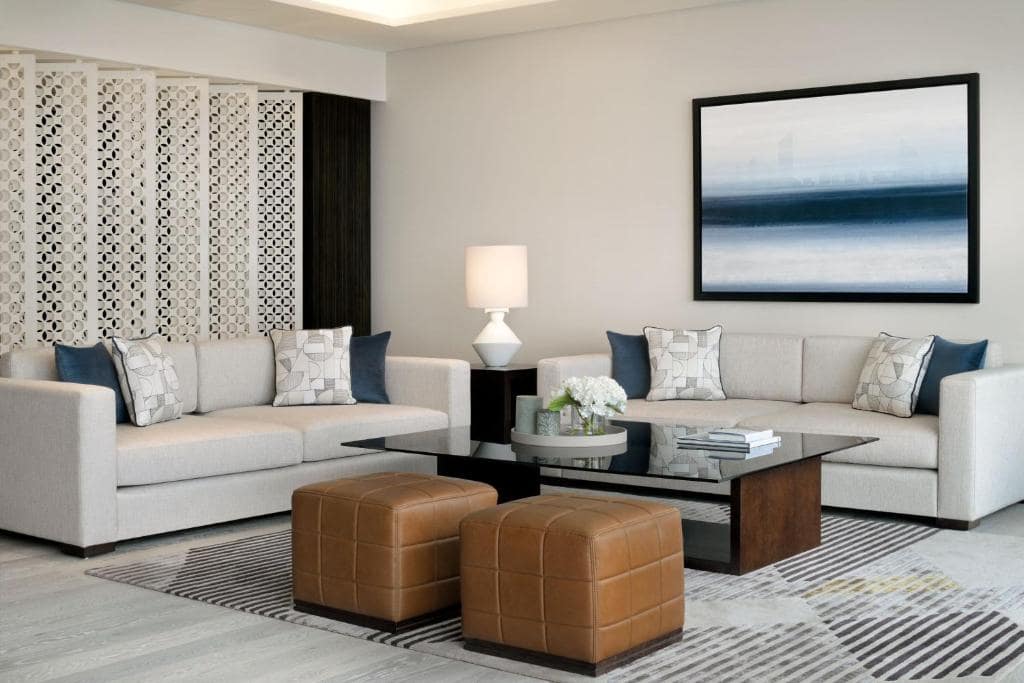 20-اتاق-هتل-5-ستاره-شرایتون-گرند-دبی Sheraton-Grand-Hotel-Dubai-Room-.jpg