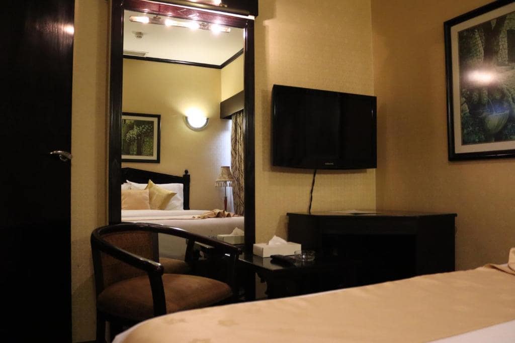 09-اتاق-خواب-هتل-جی-اس-اس-پالاس-دبی- GSS-Palace-Hotel-Dubai-Bedroom.jpg