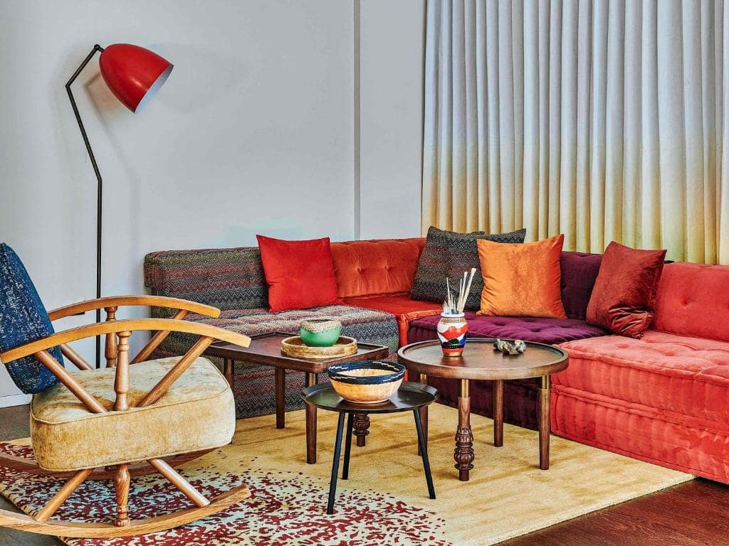 34-اتاق-خواب-هتل-5 ستاره-25-ساعت-وان-سنترال-دبی-25Hours-Hotel-Dubai-One-Central-Bedroom.jpg