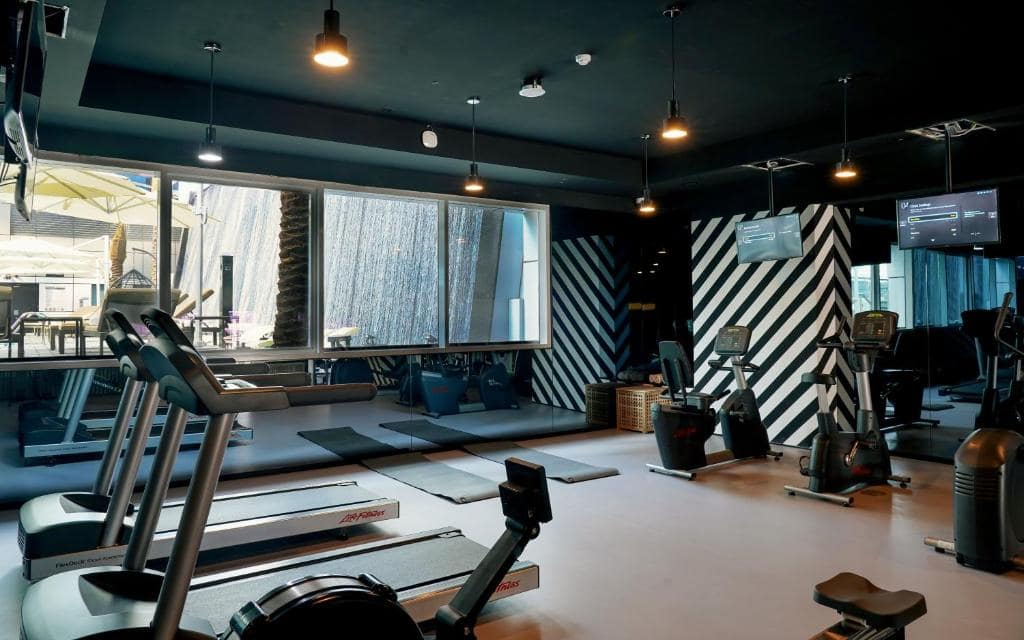 29-باشگاه-هتل-4-ستاره-الخوری-اسکای-گاردن-دبی- Al-Khoory-Sky-Garden-Hotel-Dubai-Club.jpg