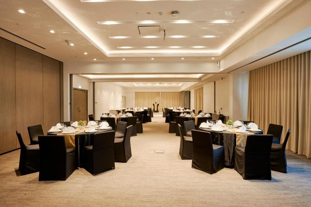 41-رستوران-هتل-4-ستاره-سیتی-مکس-بیزینس-بی-دبی-City-Max-Business-Bay-Dubai-Restaurant.jpg