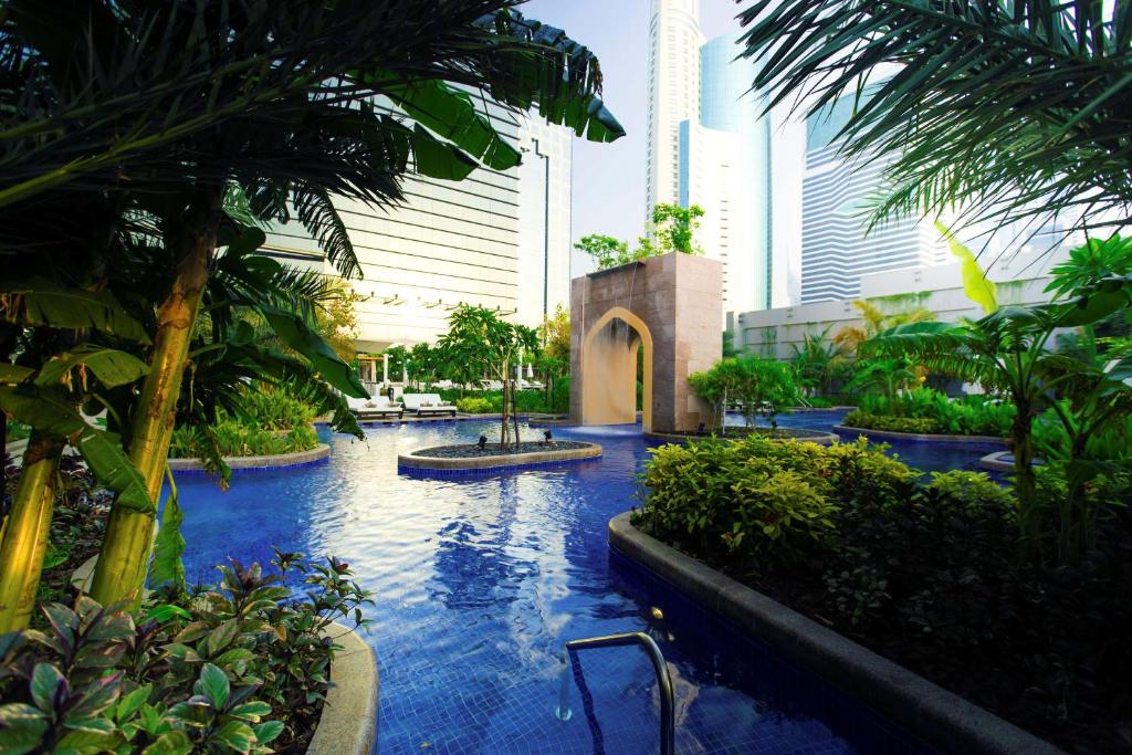 14 فضای داخلی ُهتل 5 ستاره کنراد دبی Conrad hotel Dubai.jpg