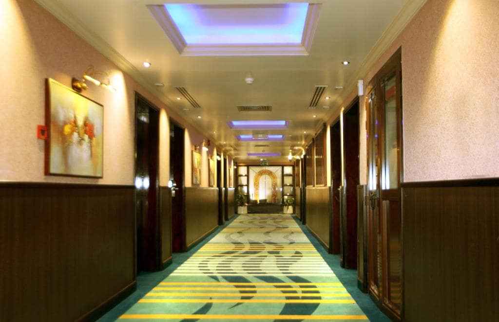 21-راهرو-هتل-3-ستاره-گلف-این-دبی- Golf-Inn-Hotel-Dubai-Corridor.jpg