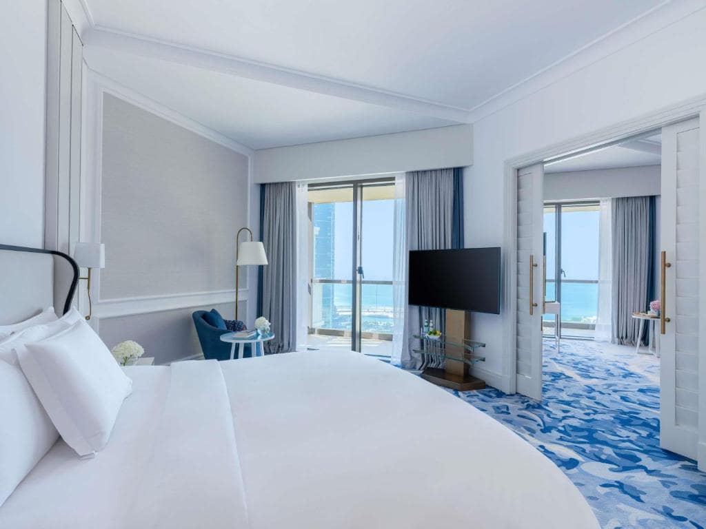 20-اتاق-خواب-هتل-5-ستاره-سوفیتل-جمیرا-بیچ- View Sofitel-Dubai-Jumeirah-Beach-Bedroom.jpg