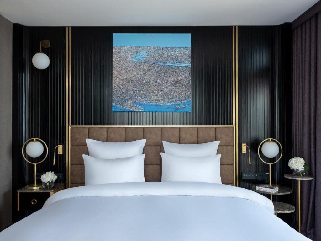 هتل-5ستاره-سوفیتل-استانبول-نمای-اتاقخواب-05-Hotel-5-Setare-Sofitel-View-Room.jpg
