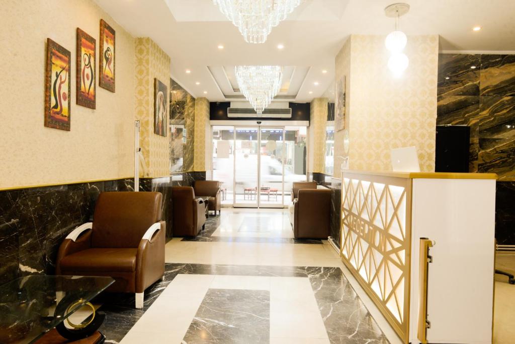 05 اتاق هتل 3 ستاره یاقوت وان Hotel Yakut Van.jpg