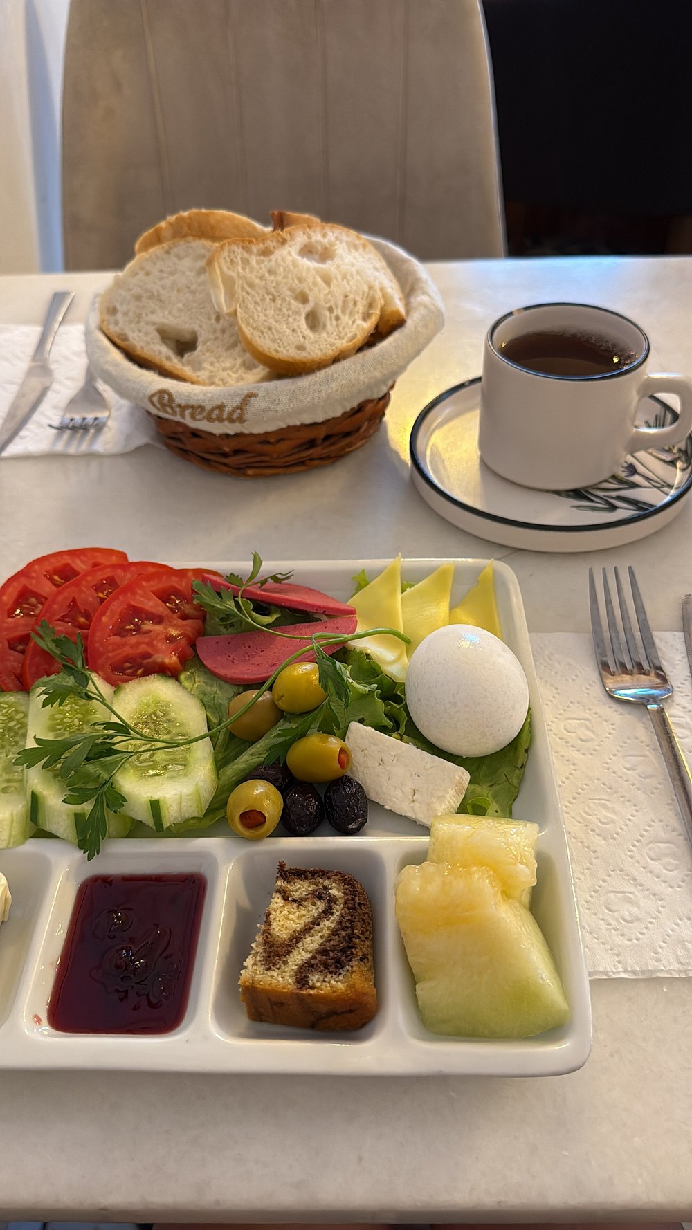 هتل-3-ستاره-رستوران-امی-تکسیم-ترکیه-Hotel-4 Setare- Restauran-Emmy-Taksim-Turkiye19.jpg