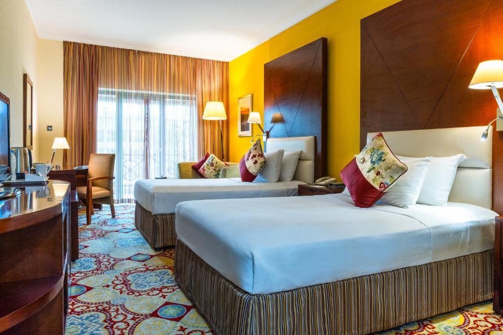 07-اتاق-هتل-4-ستاره-کورال-دبی-دیره- Coral-Dubai-Deira-Hotel-Room.jpg