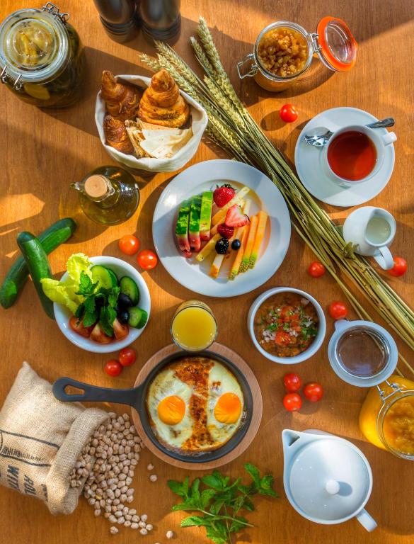 35-صبحانه-هتل-5-ستاره-رویال-سنترال-د-پالم-دبی- Royal-Central-Hotel-The-Palm-Breakfast.jpg