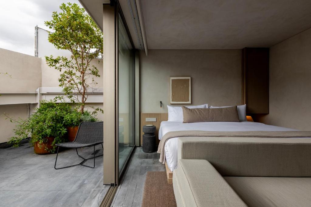 11-اتاق-هتل-لا-مارتین-استانبول-Lamartine-Hotel-.jpg