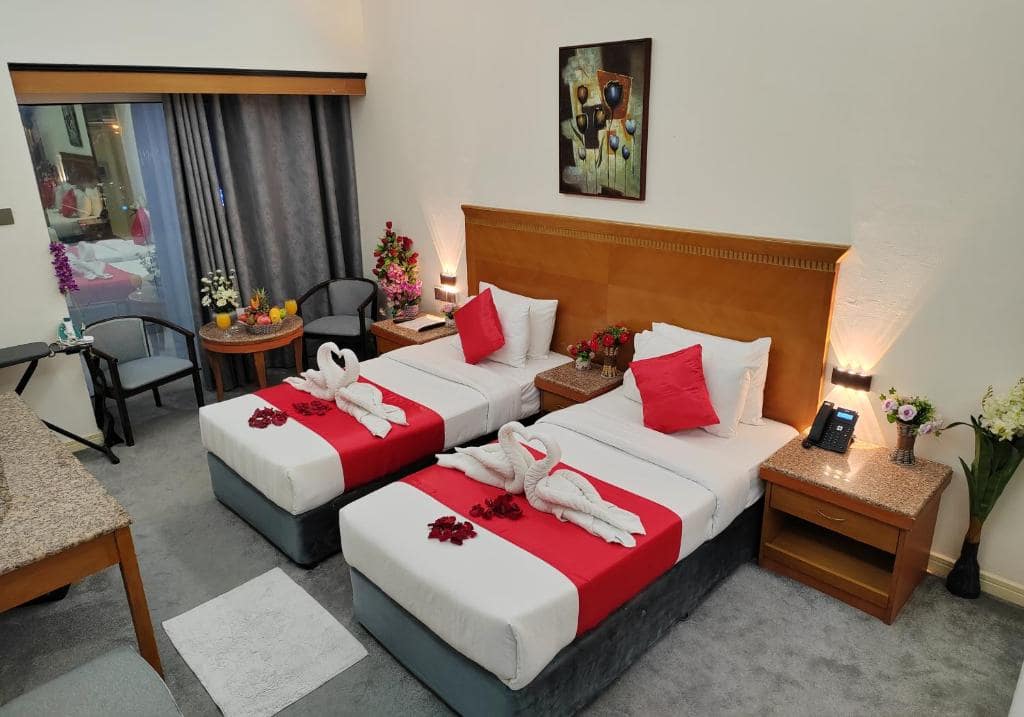 03-اتاق-خواب-هتل-3-ستاره-لی-پارادایس-پالاس-دبی- Le-Paradise-Palace-Dubai-Bedroom.jpg
