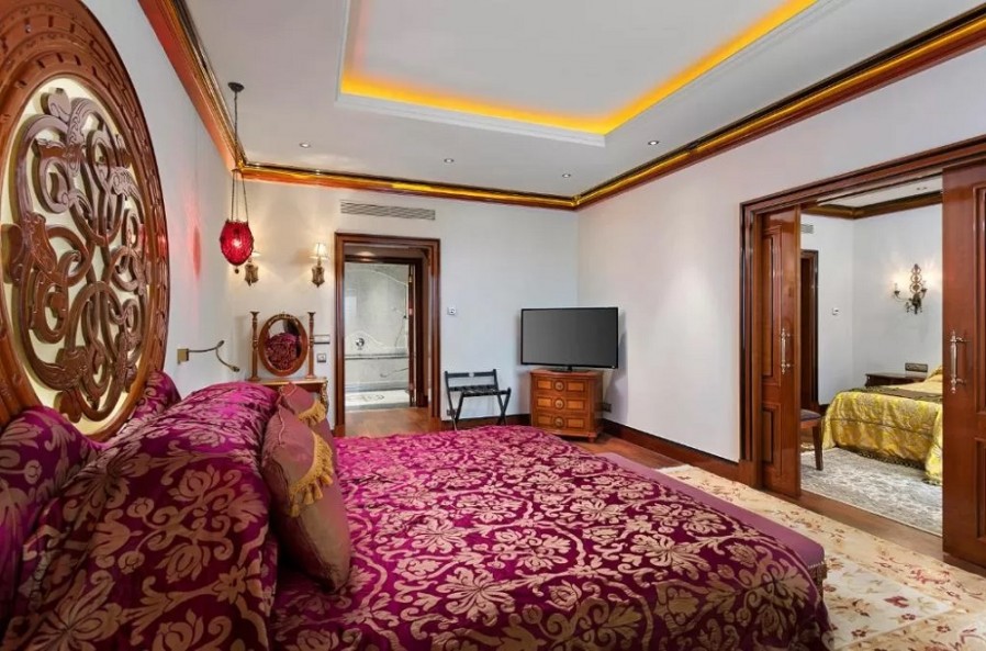 04 اتاق هتل 5 ستاره تایتانیک مردان پالاس آنتالیا Titanic Mardan Palace Antalya.jpg