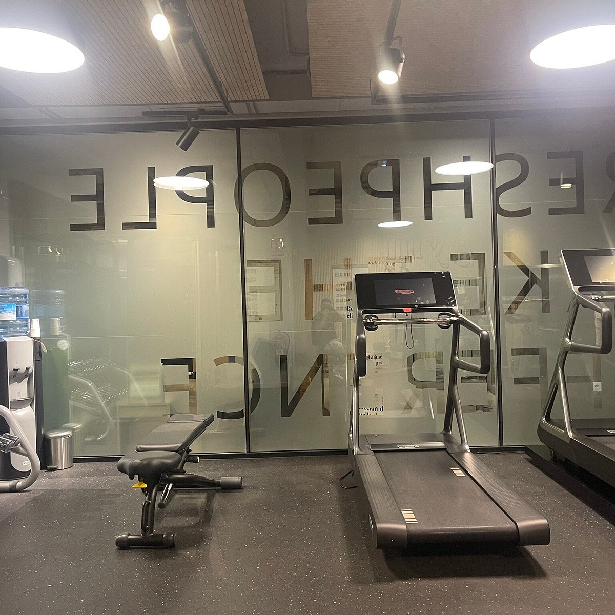 11-باشگاه-هتل-ستاره-آرتیم-مادرید Hotel-ARTIEM-Madrid.jpg