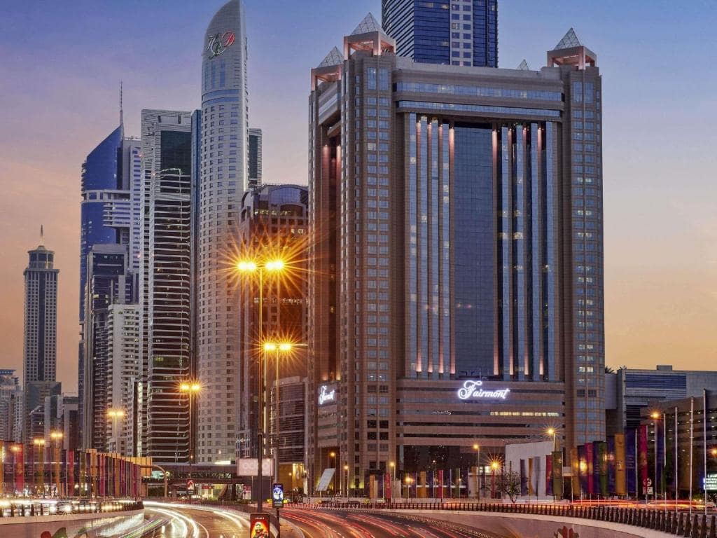 01-نمای-هتل-5-ستاره-فیرمونت-عجمان-دبی- Fairmont-Ajman-Dubai-View.jpg