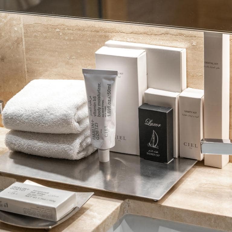 29-سرویس-بهداشتی-هتل-5-ستاره-هاید-دبی- Hyde-Hotel-Dubai-Bathroom.jpg