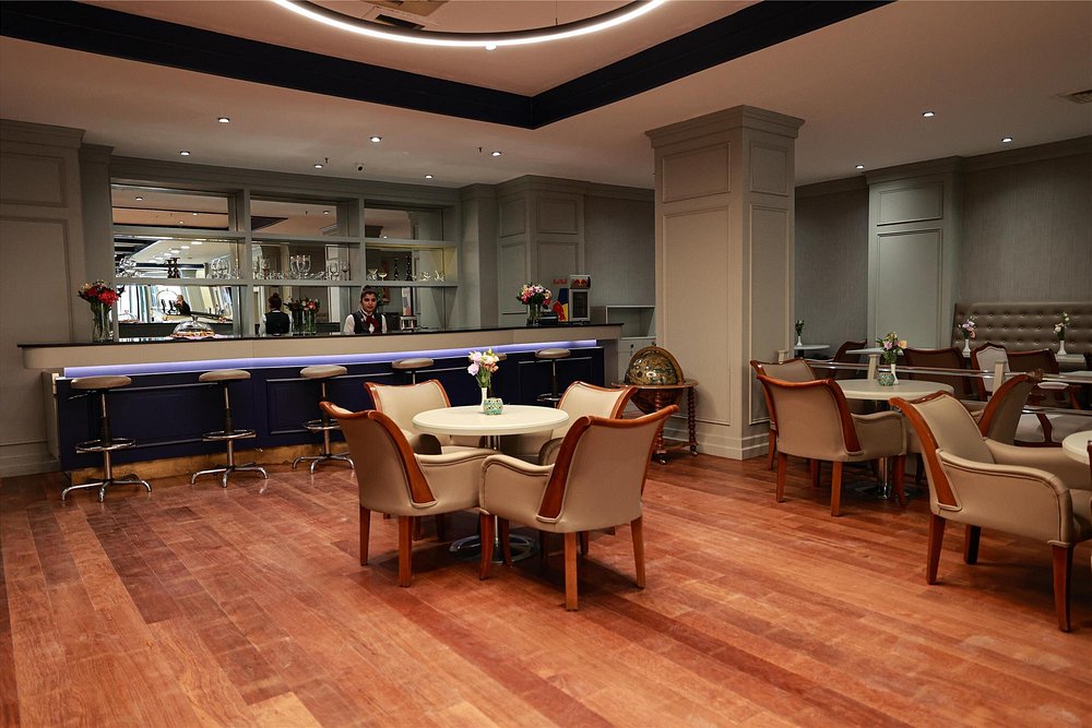 01-بار-هتل-4-ستاره-نوا-پلازا-اوریون-استانبول-Bar-Hitel-4-Setare-Nova-Plaza-Orion_Istanbul.jpg