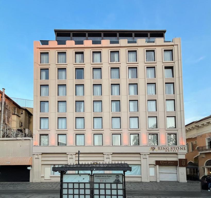 02-نما-Ring-Stone-Hotels-Bosphorus-هتل-رینگ-استون-بسفروس-.jpg