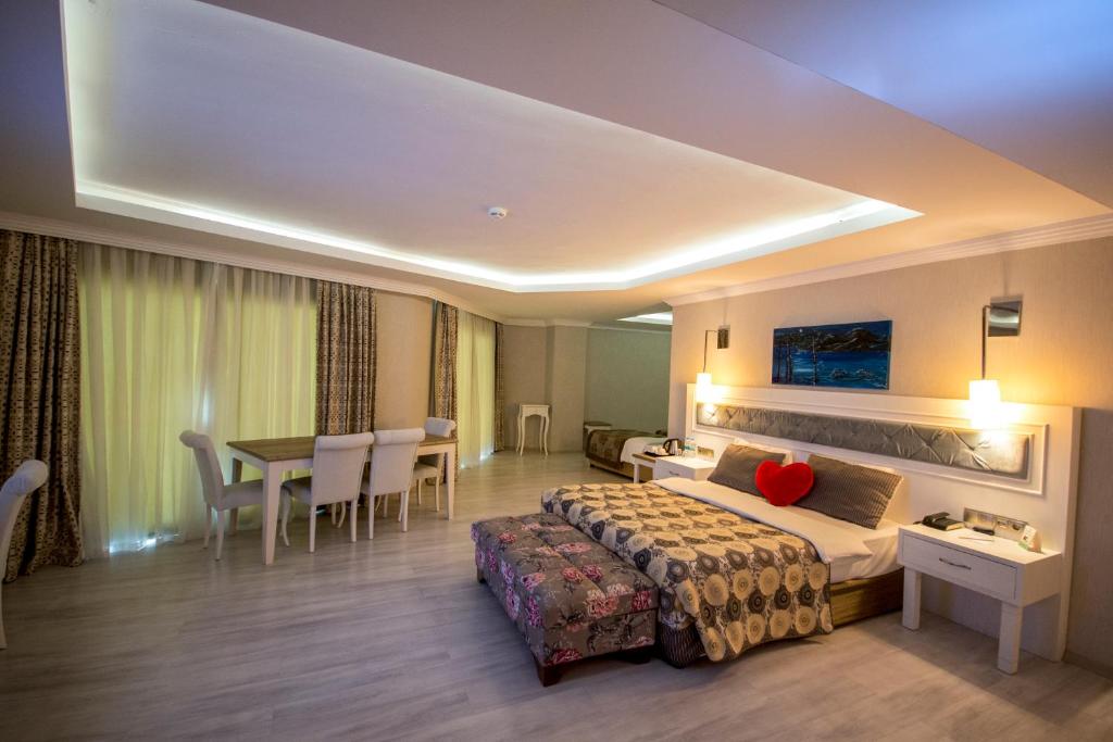 30 اتاق هتل 5 ستاره گرین نیچر دیاموند مارماریس Green Nature Diamond Hotel Marmaris.jpg