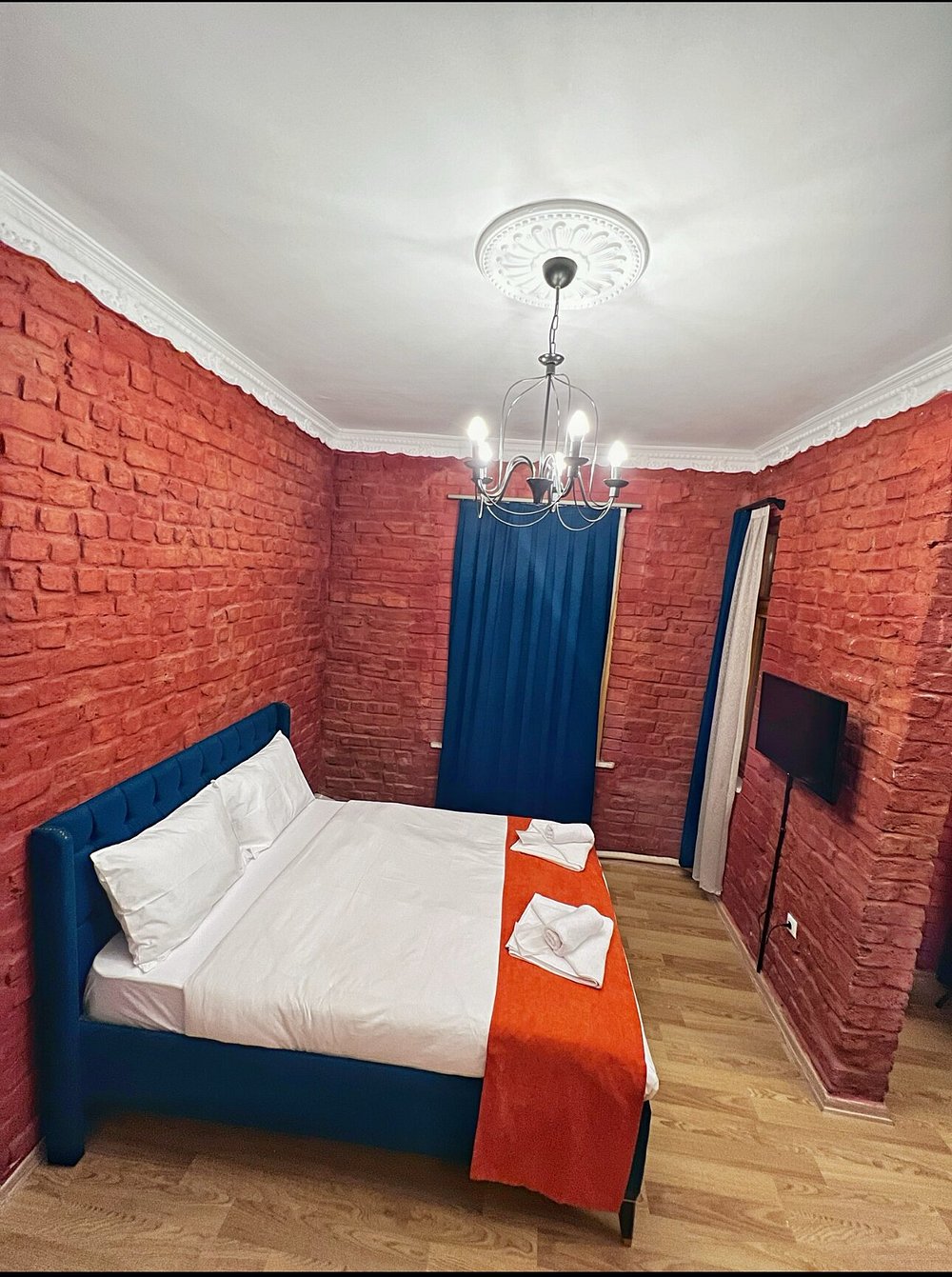 هتل-3-ستاره-امی-تاکسیم-ترکیه-اتاق- خواب- Hotel-4 setare-biancho- estanbol-Bedroom13.jpg