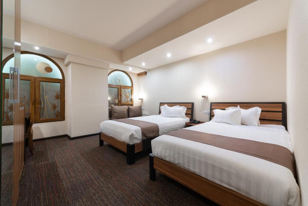 17 اتاق هتل 4 ستاره باس بوتیک ایروان ارمنستان Bass Boutique Hotel Yerevan.jpg