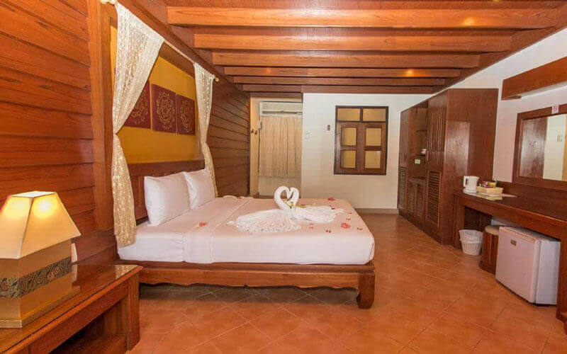 23 اتاق هتل 3 ستاره بل ایر پاتونگ پوکت Bel Aire Patong Phuket.jpg