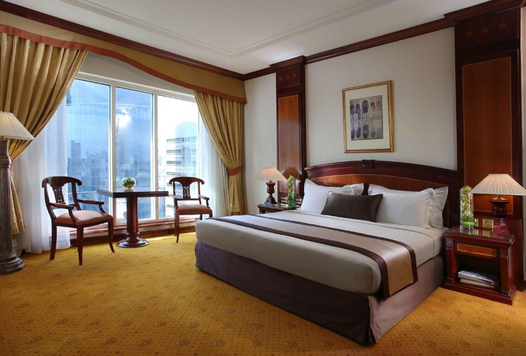 01 اتاق هتل 5 ستاره کارلتون پالاس دبی Carlton Palace Dubai.jpg