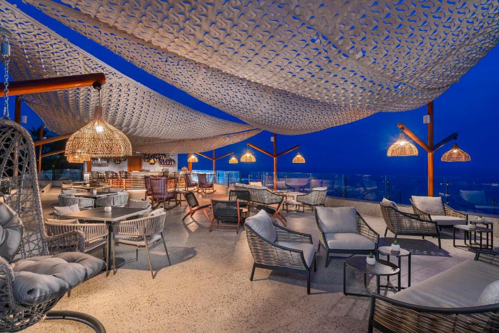 24 رستوران هتل 5 ستاره کیرمان سیدرا لاکچری اند اسپا آلانیا Kirman Sidera Luxury & Spa Alanya.jpg