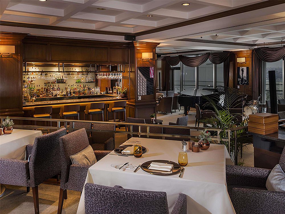 09-غذاخوری-هتل-5-سوئیس-اوتل-استانبول-Dining-Hotel-5-Swiss-Istanbul.jpg