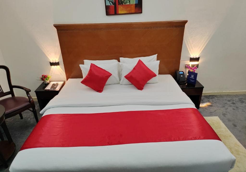 04-اتاق-خواب-هتل-3-ستاره-لی-پارادایس-پالاس-دبی- Le-Paradise-Palace-Dubai-Bedroom.jpg