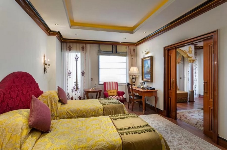 05 اتاق هتل 5 ستاره تایتانیک مردان پالاس آنتالیا Titanic Mardan Palace Antalya.jpg