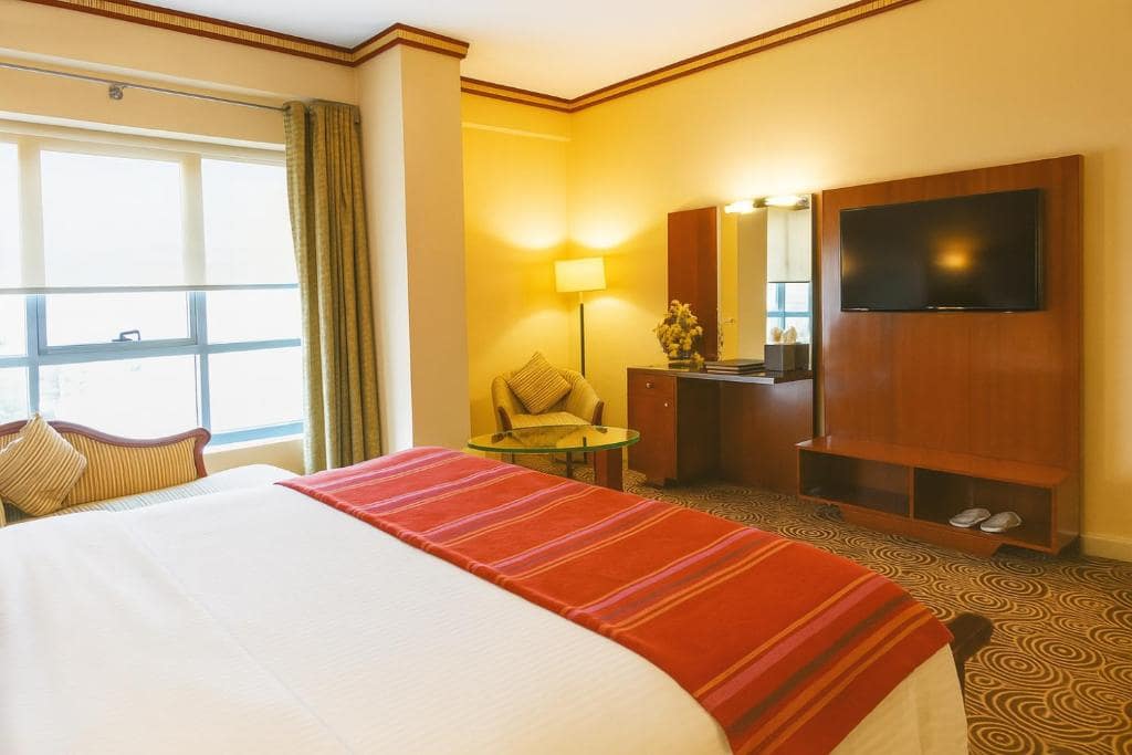 14-اتاق-هتل-4-ستاره-گرند-سنترال-دبی- Grand-Central-Dubai-Hotel-Room.jpg