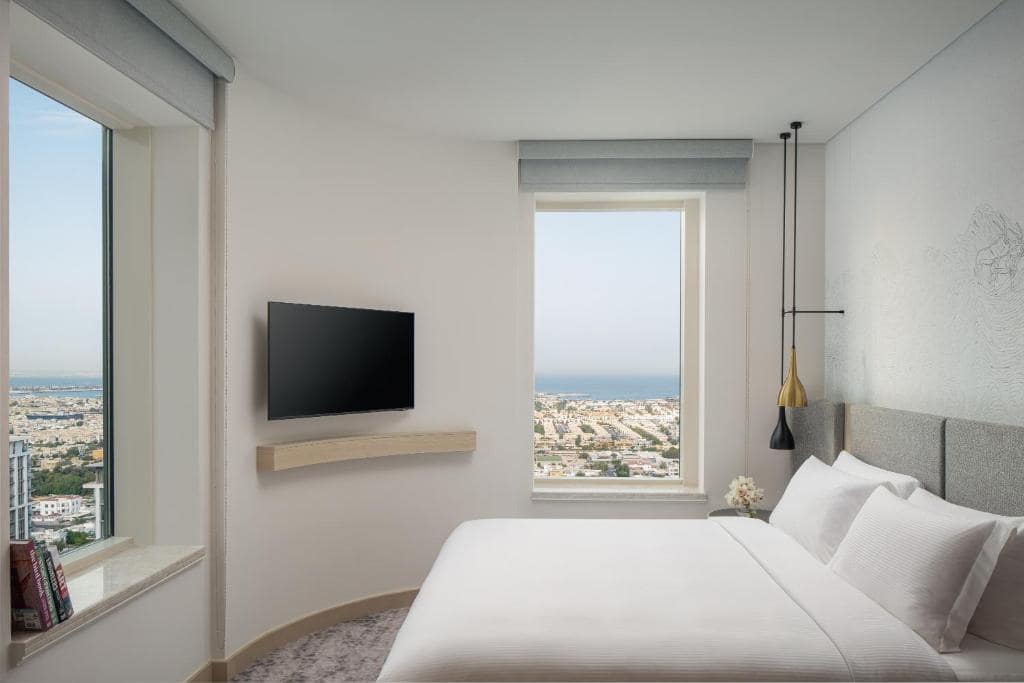 43-اتاق-خواب-هتل-4-ستاره-تاورز-روتانا-دبی- Towers-Rotana-Hotel-Dubai-Bedroom.jpg
