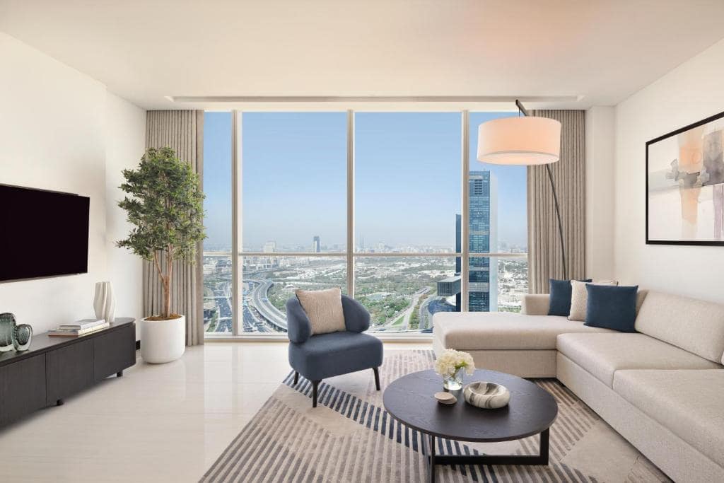 11-اتاق-هتل-5-ستاره-شرایتون-گرند-دبی Sheraton-Grand-Hotel-Dubai-Room-.jpg