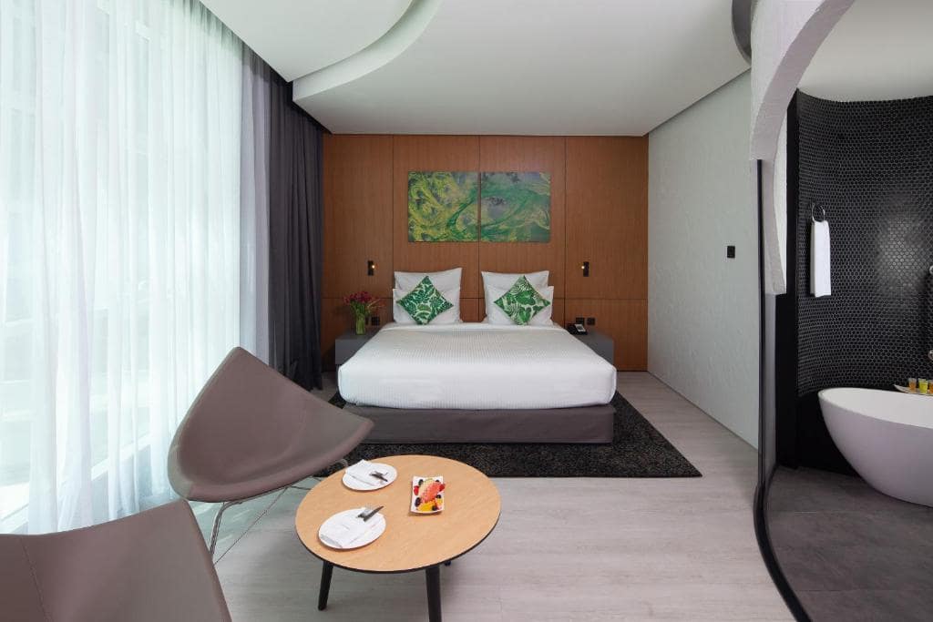 11-اتاق-هتل-4-ستاره-الخوری-اسکای-گاردن-دبی- Al-Khoory-Sky-Garden-Hotel-Dubai-Room.jpg