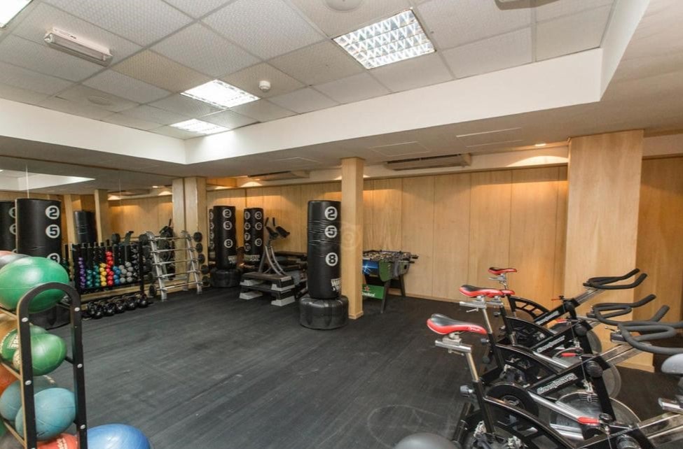 35-باشگاه-هتل-4-ستاره-گرند-سنترال-دبی- Grand-Central-Dubai-Hotel-Club.jpg