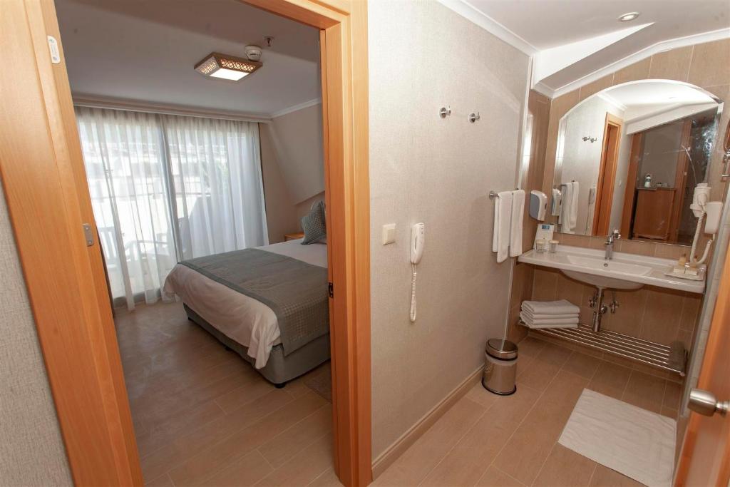 13 اتاق هتل 5 ستاره آکوا مارماریس Hotel Aqua Marmaris.jpg
