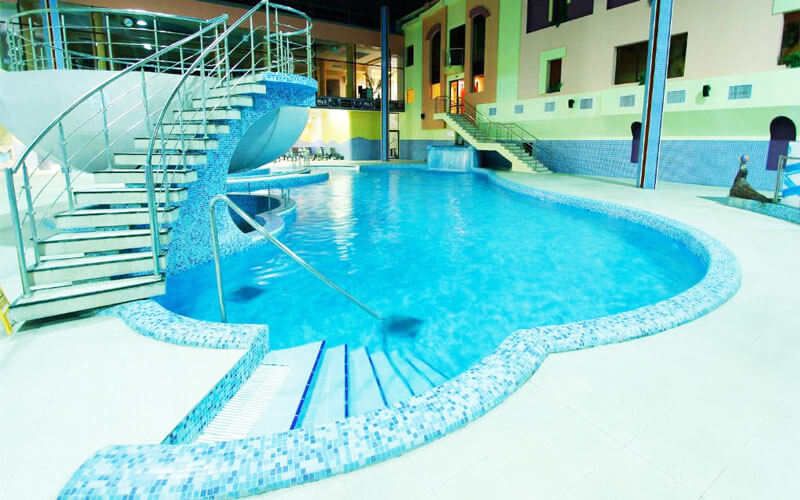 28 استخر هتل 4 ستاره ارمنیا ویلیج پارک ایروان ارمنستان Armenian Village Park Hotel Yerevan.jpg