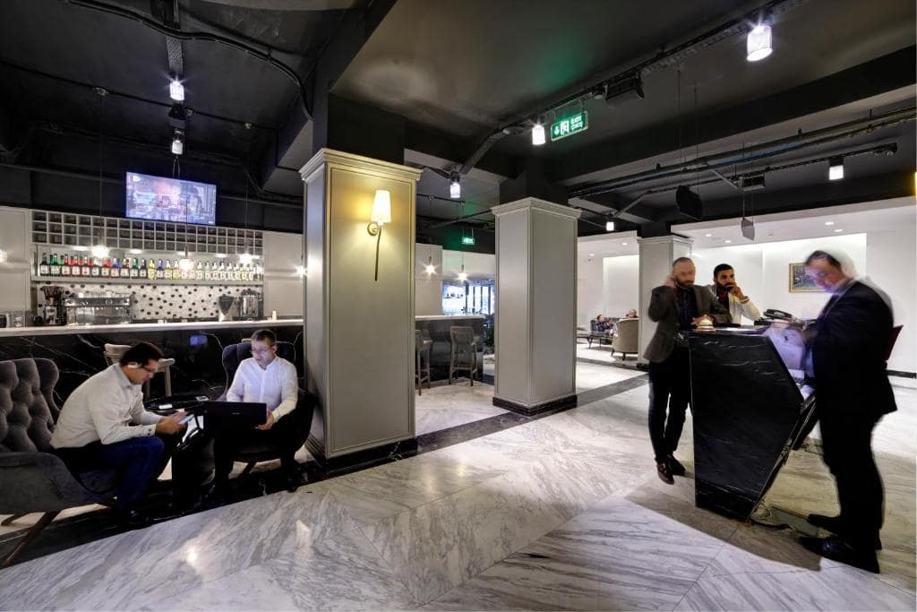 03-نمای-پذیرش-هتل-4-ستاره-وایت-مونارچ-استانبول-Reception-Hotel-4-Setare-White-Monarch-Istanbul.jpg