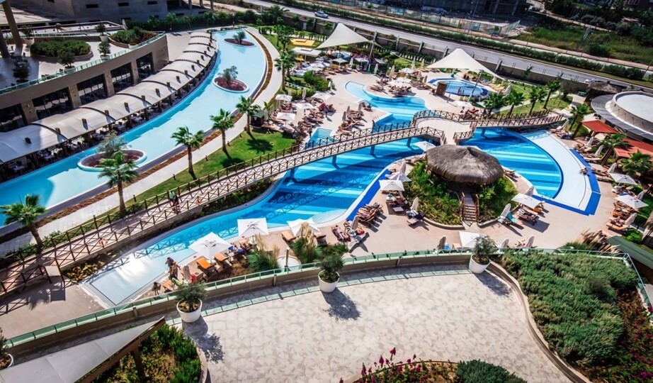 08 نمای داخلی هتل 5 ستاره آسکا لارا ریزورت و اسپا آنتالیا Aska Lara Resort & SPA Antalya.jpg