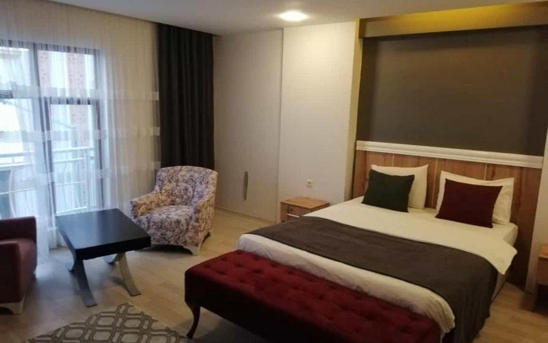 07 اتاق هتل 3 ستاره کامفورت سوئیت وان Comfort Suite Van.jpg