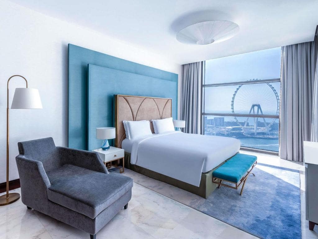 22-اتاق-خواب-هتل-5-ستاره-سوفیتل-جمیرا-بیچ- View Sofitel-Dubai-Jumeirah-Beach-Bedroom.jpg